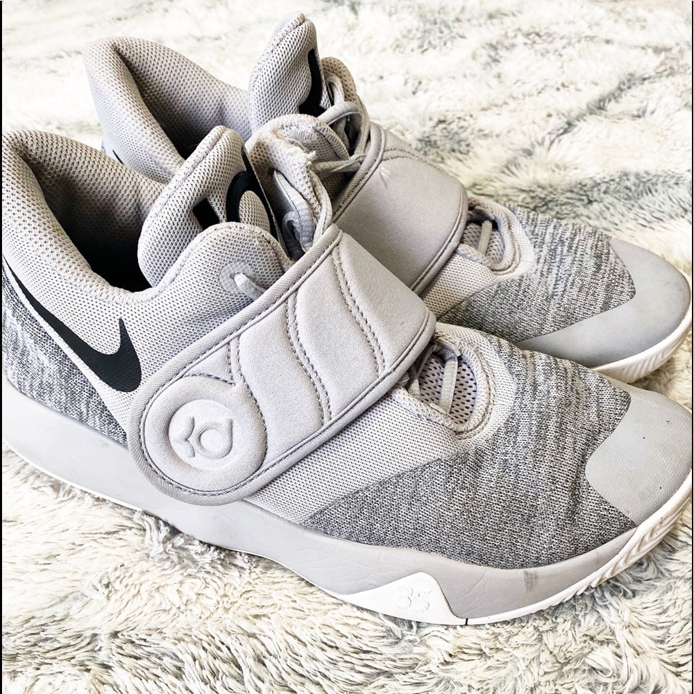 🚫SOLD🚫Mens KD Trey 5 V Basketball Shoes Wolf - Picture 1 of 7